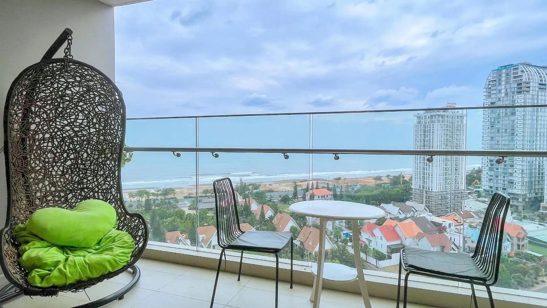 Apartmán The Song Vung Tau Hideaway 0*,